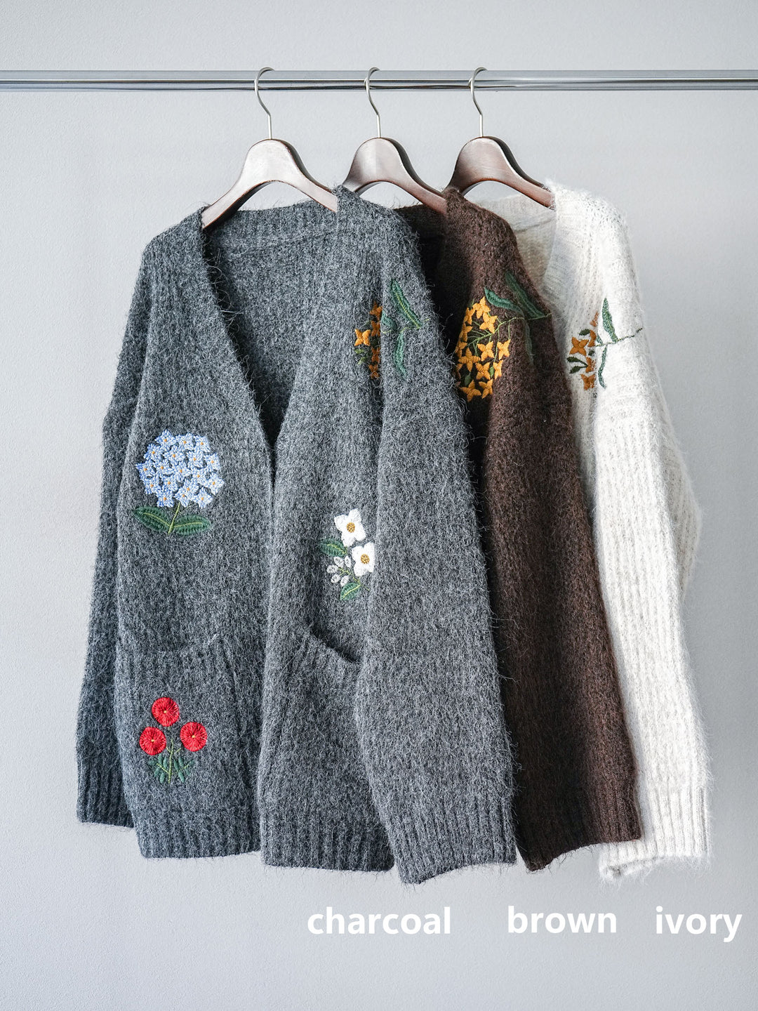 [SET] 花朵刺繡V領寬鬆針織開襟衫 + 薄紗層疊裙 (2套)