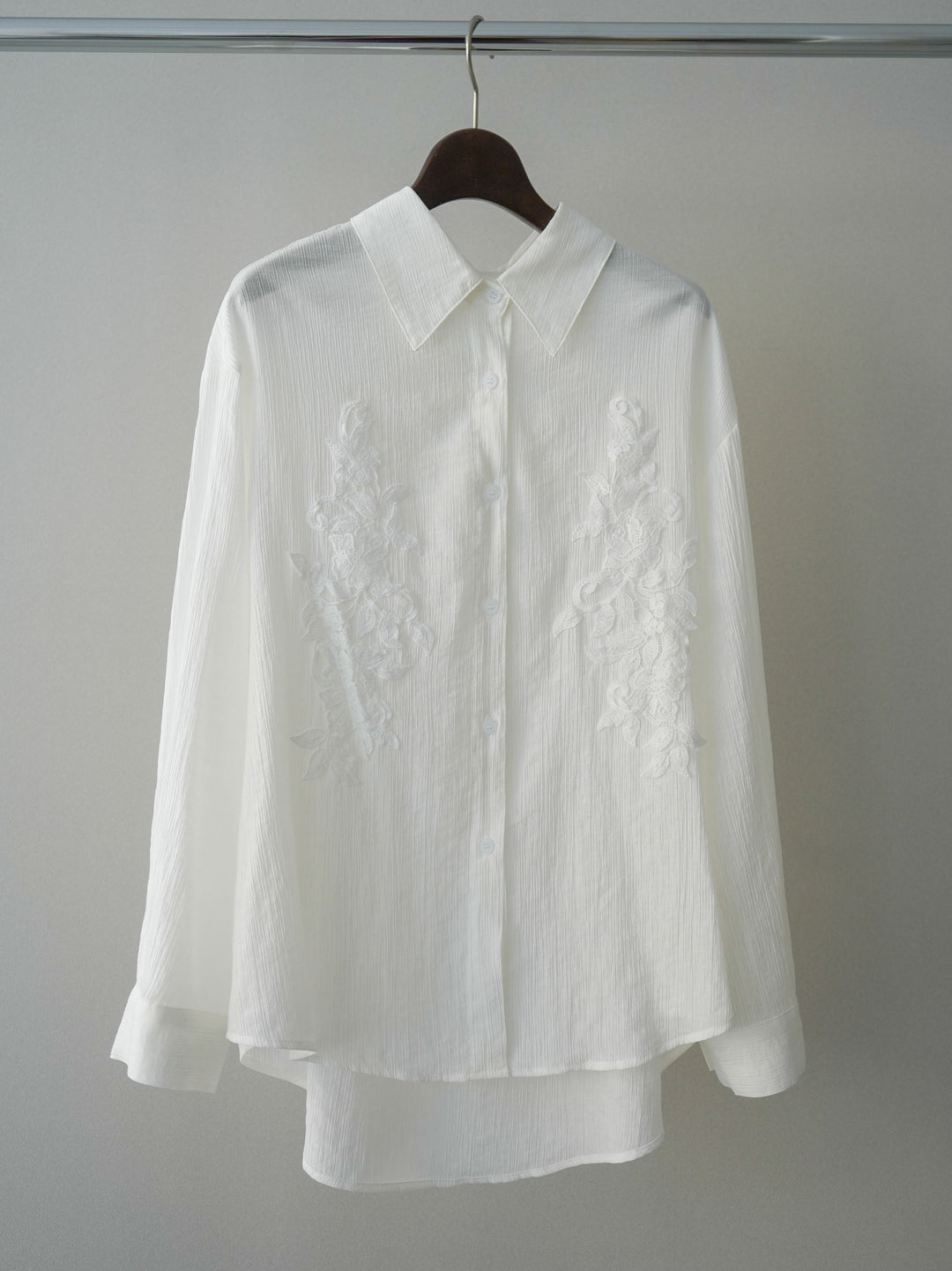 [SET]楊柳刺繍ブラウス+フロントビジューカーブデニムパンツ(2set)