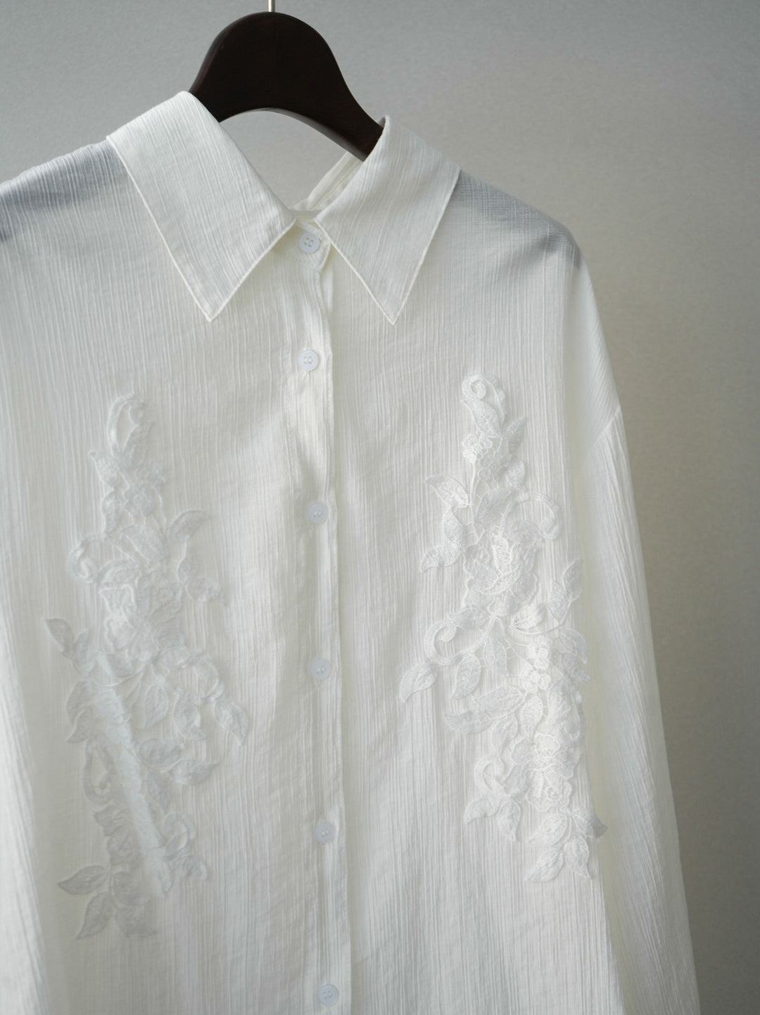 [SET]楊柳刺繍ブラウス+フロントビジューカーブデニムパンツ(2set)