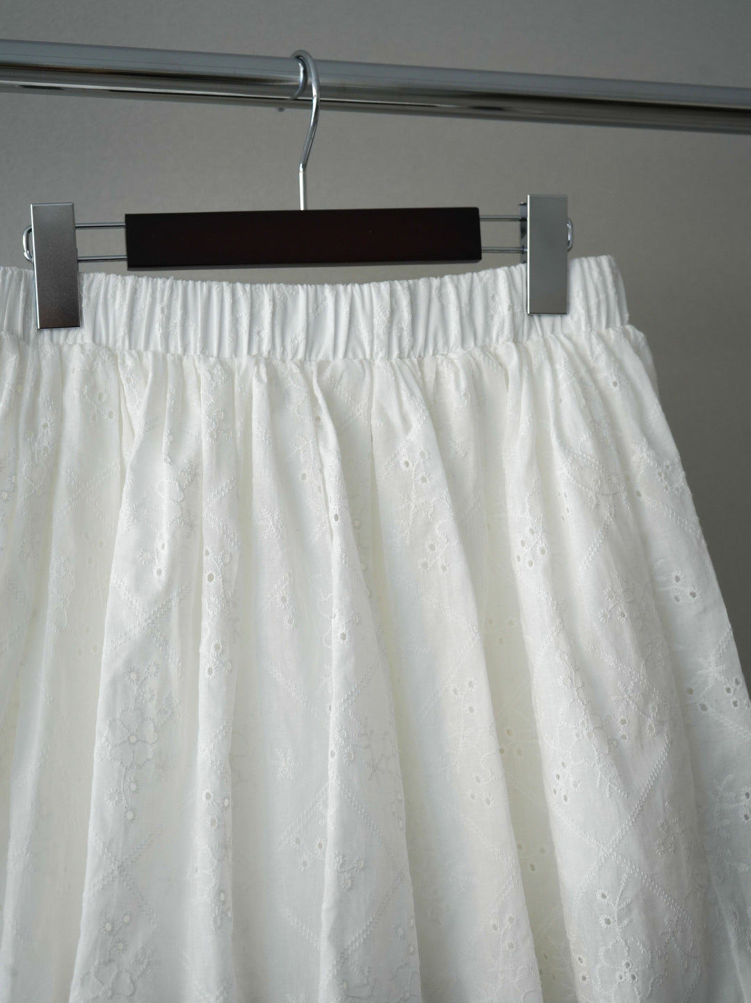 [SET]ハートボタンニットカーディガン+コットンライクレースバルーンミニスカート(2set)