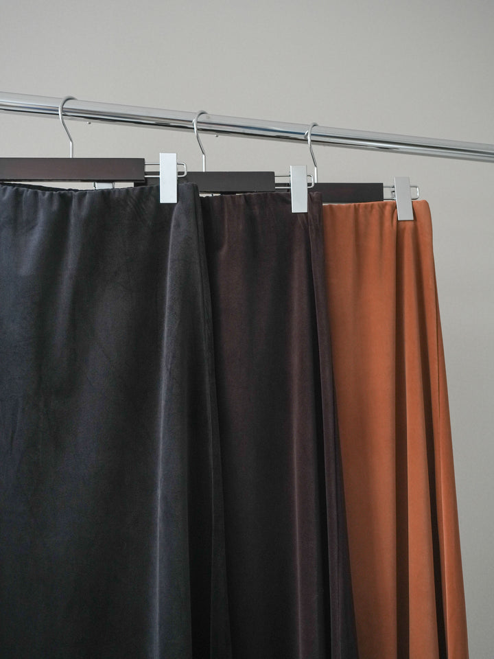 [SET]透かしデザインニットプルオーバー+ベルベットナロースカート(2set)