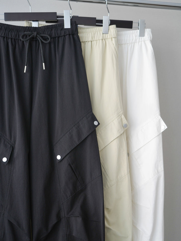 [SET]レースドッキングブルゾン+タックデザイン裾ドロストカーゴパンツ+カップ付テレコリブベアキャミソール(3set)