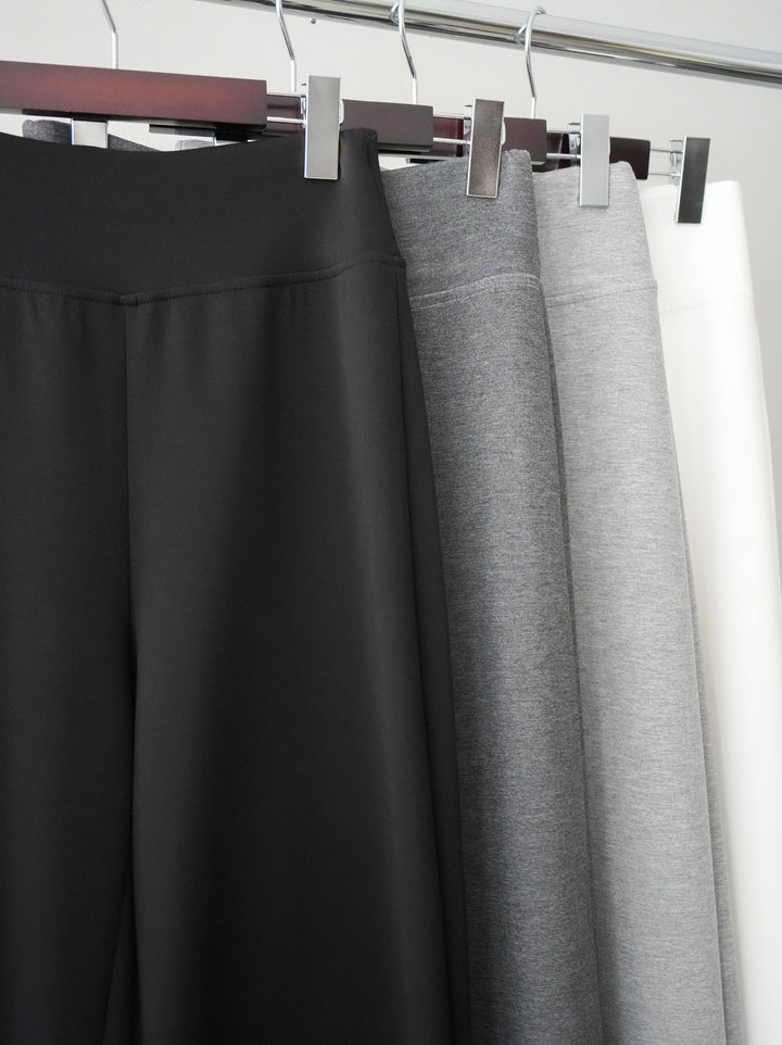 [SET]アシンメトリーオフショルポンチプルオーバー+レーストリムキャミソール+イージーポンチワイドパンツ(3set)