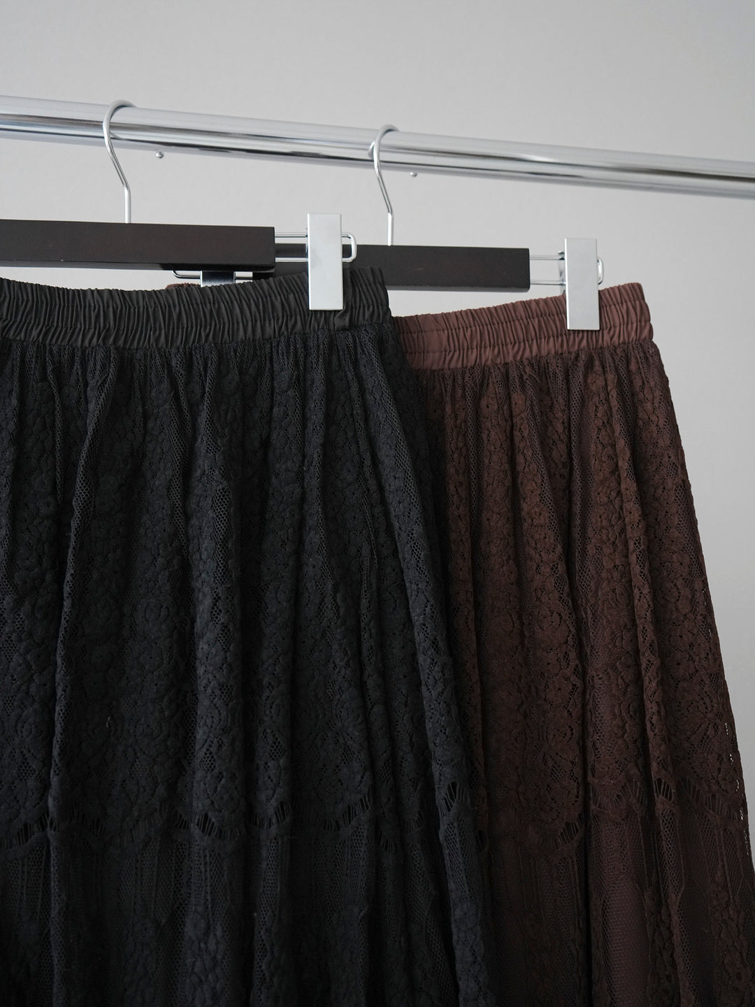 [SET]配色ステッチアーガイル柄ニットプルオーバー+ヴィンテージライクメッシュレーススカート(2set)