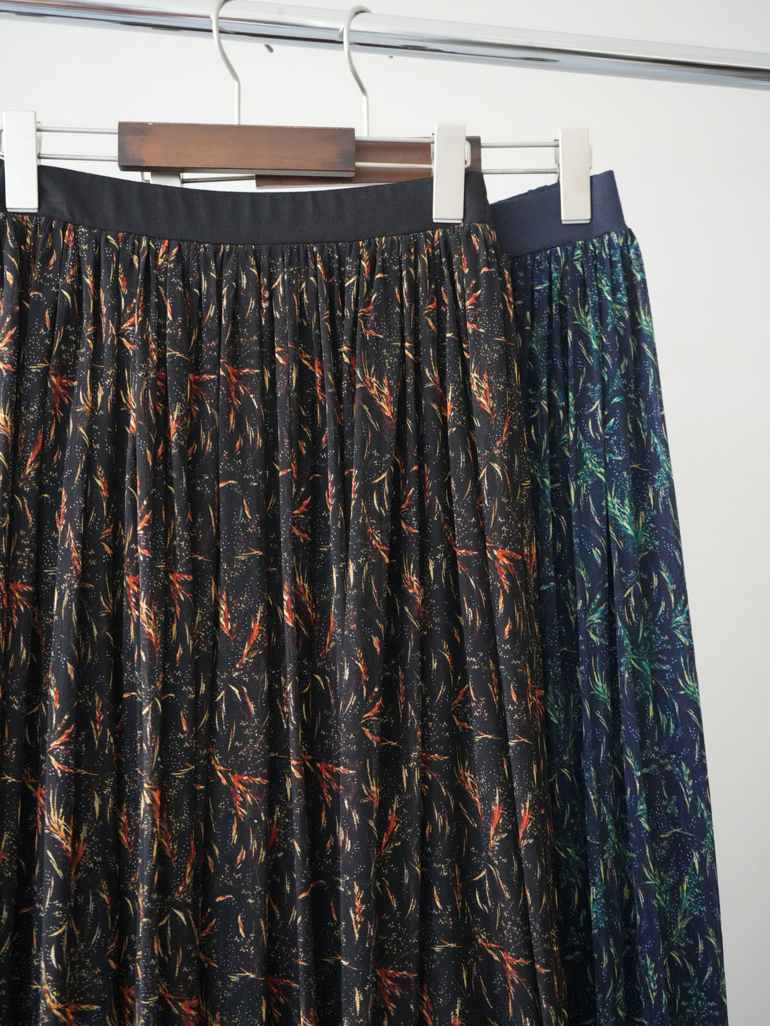 [SET]チュールプリントノースリーブトップス+チュールプリントスカート(2set)