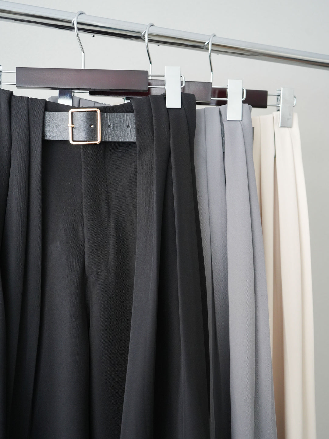 [SET]バイカラーオーバーニットカーディガン+タックベルトループワイドパンツ(2set)