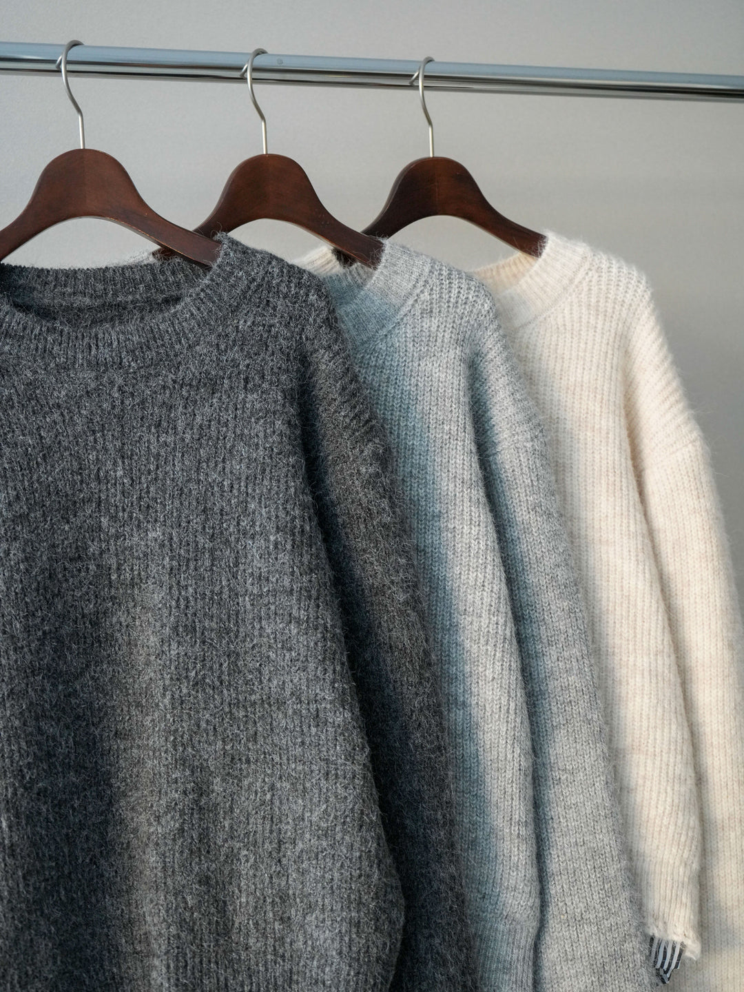 [SET]裾シャツレイヤードダメージニットプルオーバー+裾シャツレイヤードダメージニットプルオーバー(2set)