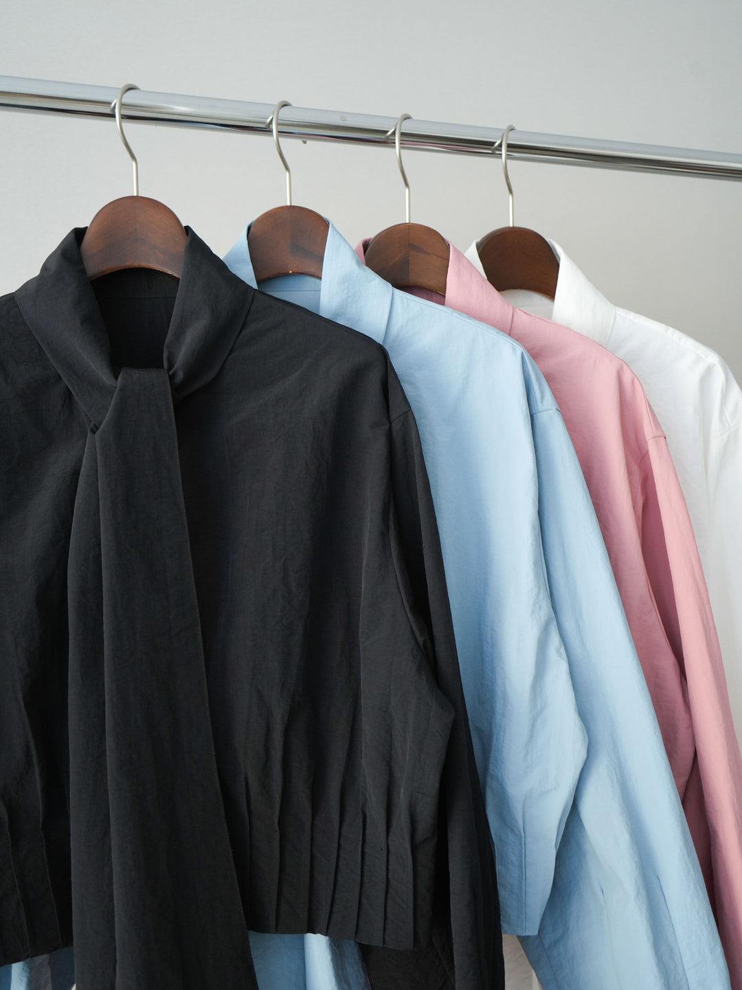 [SET]ボウタイ裾プリーツライトジャケット+ボウタイ裾プリーツライトジャケット(2set)