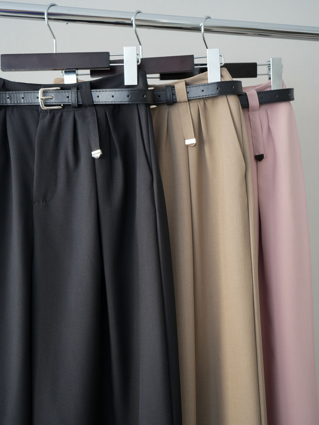 [SET]ノーカラーレースジャケット+ベルト付キーホルダーモチーフワイドパンツ(2set)