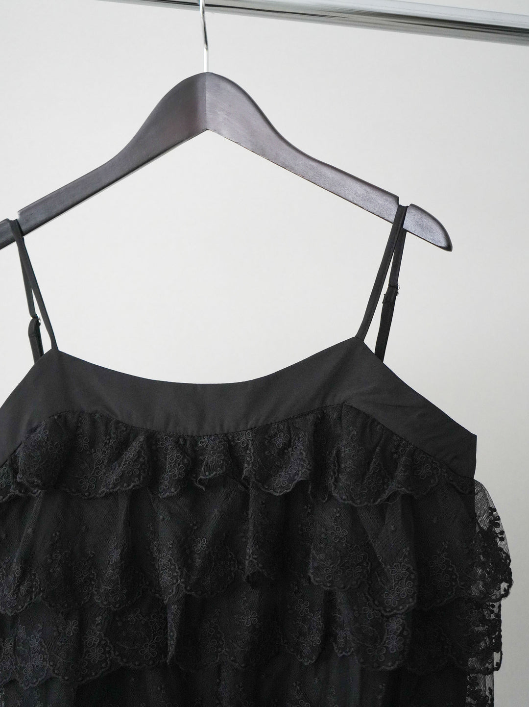 [SET]ノーカラーレースジャケット+スカラップレースフリルキャミソール(2set)