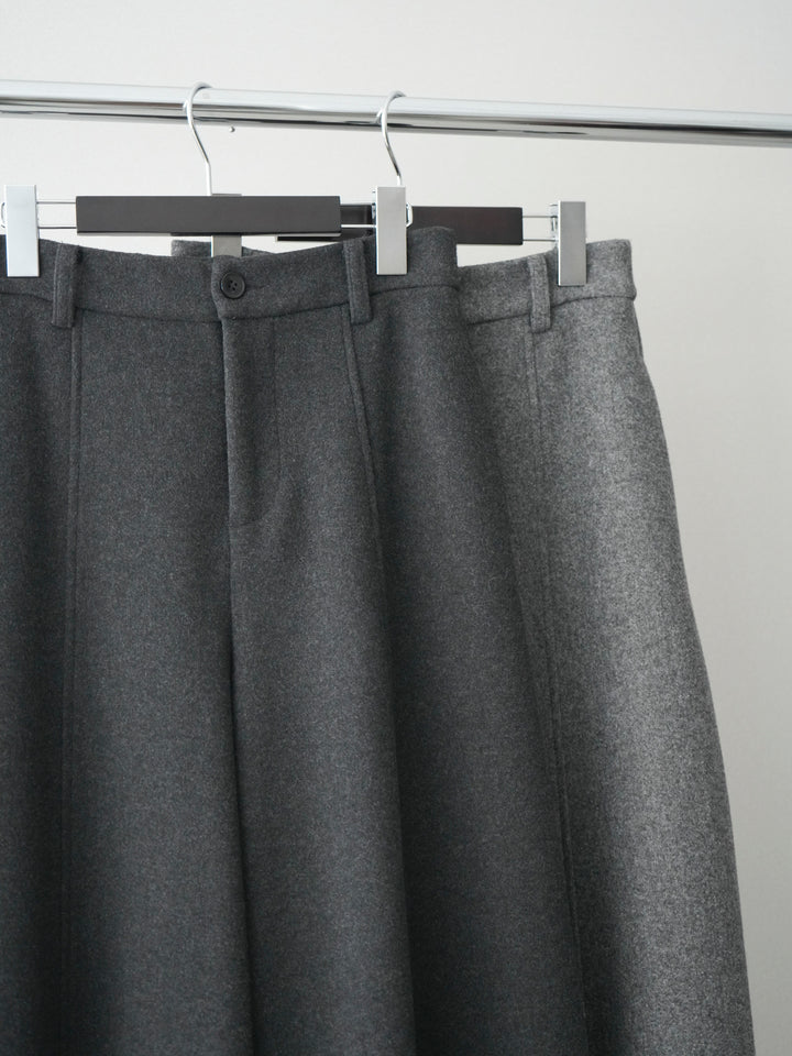 [SET]袖レースパール付き配色ニットトップス+ウールタッチカーブパンツ(2set)