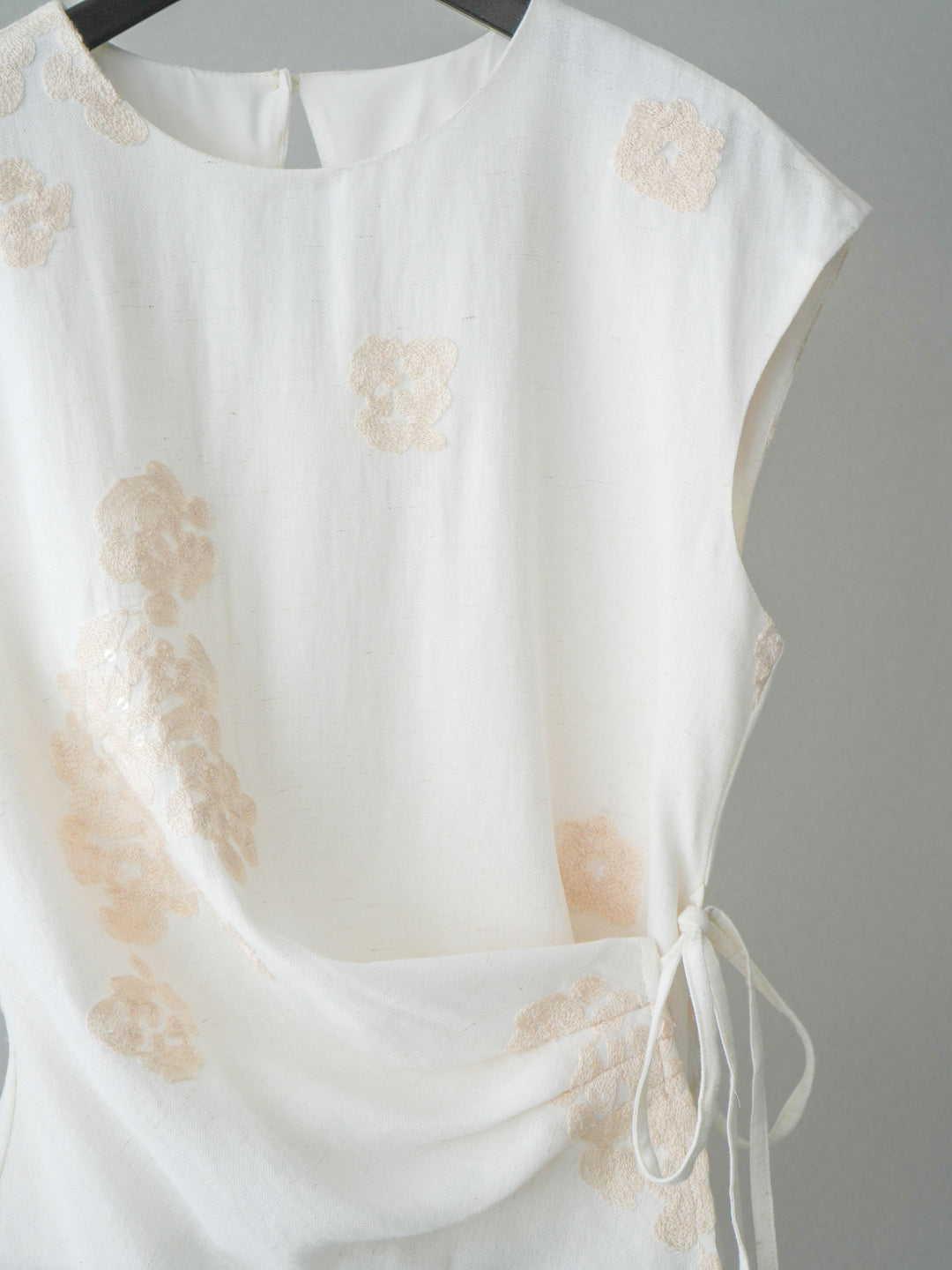 [SET]リネンタッチフラワージャガードトップス+ベルト付キーホルダーモチーフワイドパンツ(2set)