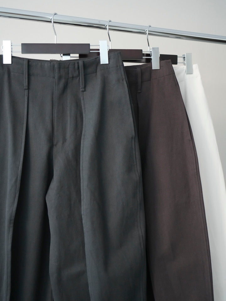 [予約]コットンツイルカーブパンツ/black