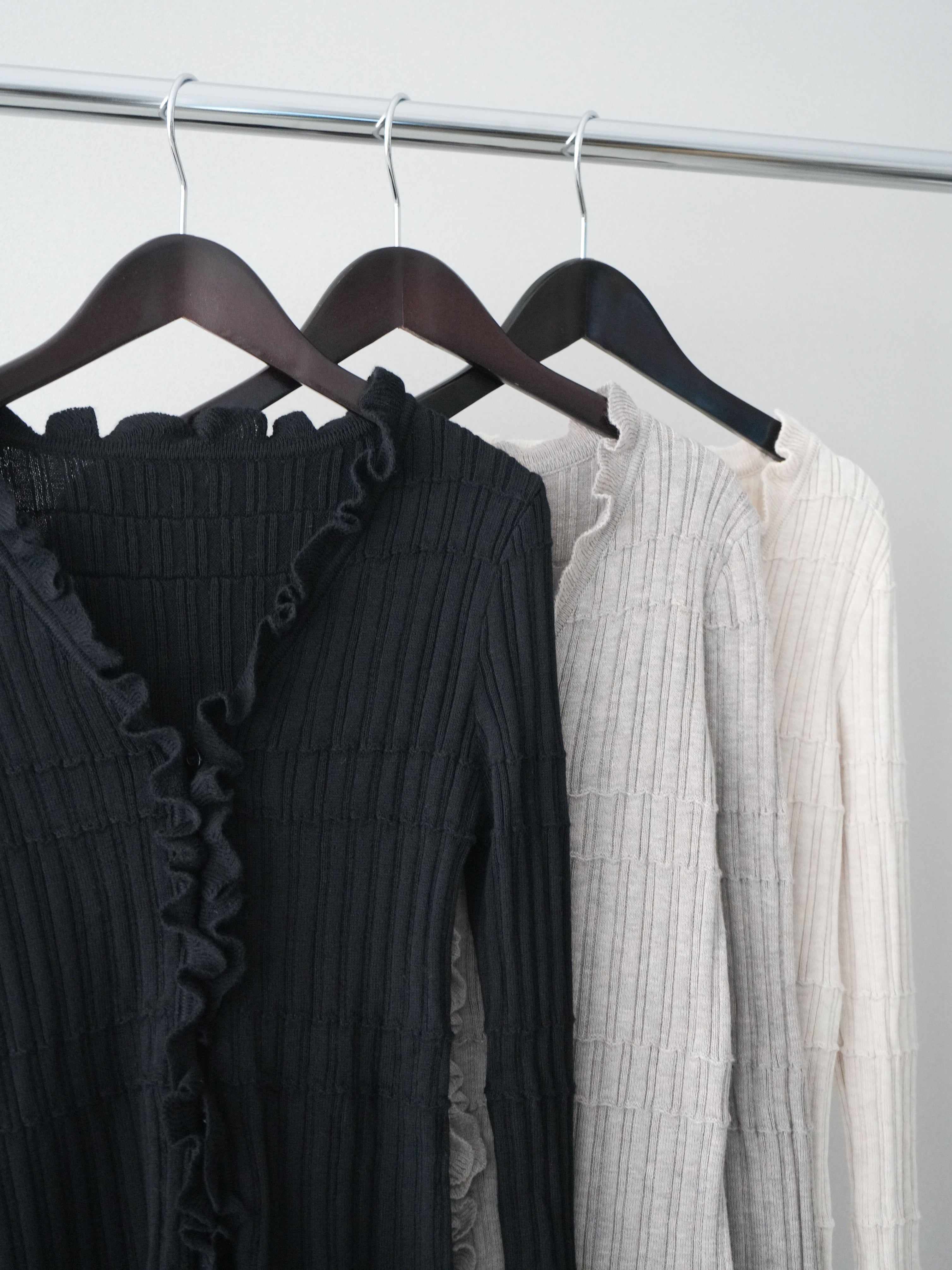 SET]フロントフリルリブニットカーディガン+フレアデニムパンツ(2set