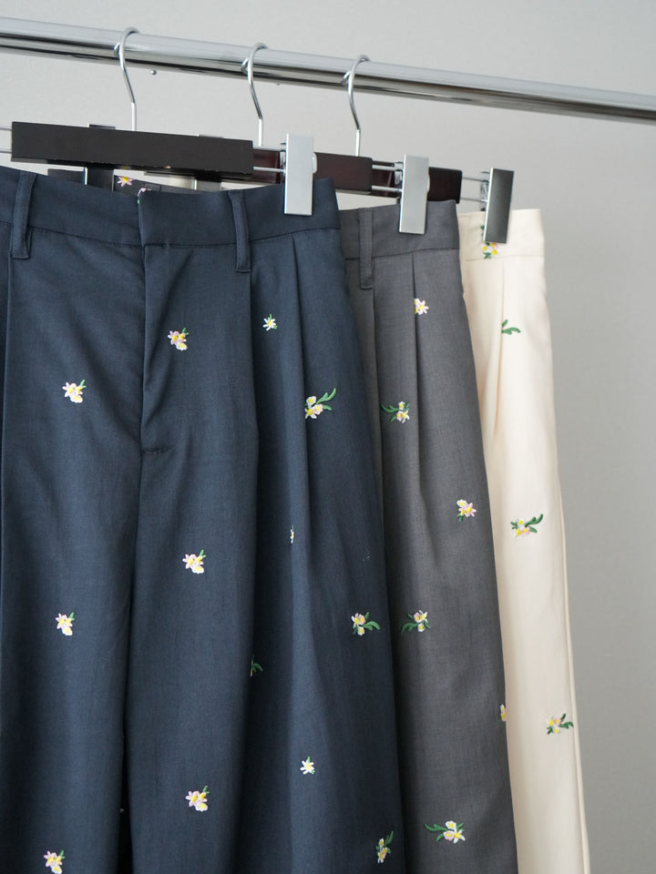 [SET]フラワー刺繍ビスチェ+フラワー刺繍タックパンツ(2set)