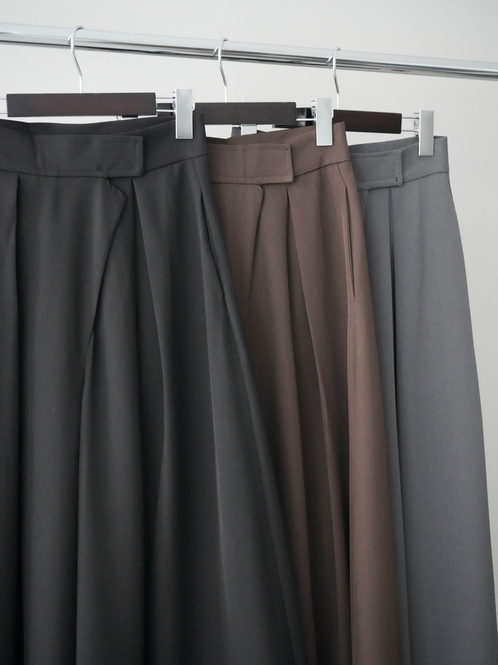 [SET]フロントリボン配色メローニットカーディガン+テープベルトタックバギーパンツ(2set)