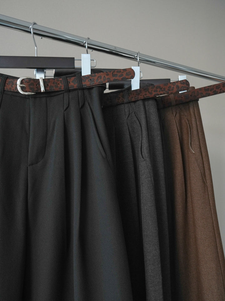 [SET]アンティークボタンニットカーディガン+アニマル柄ベルト付きウールタッチワイドパンツ(2set)