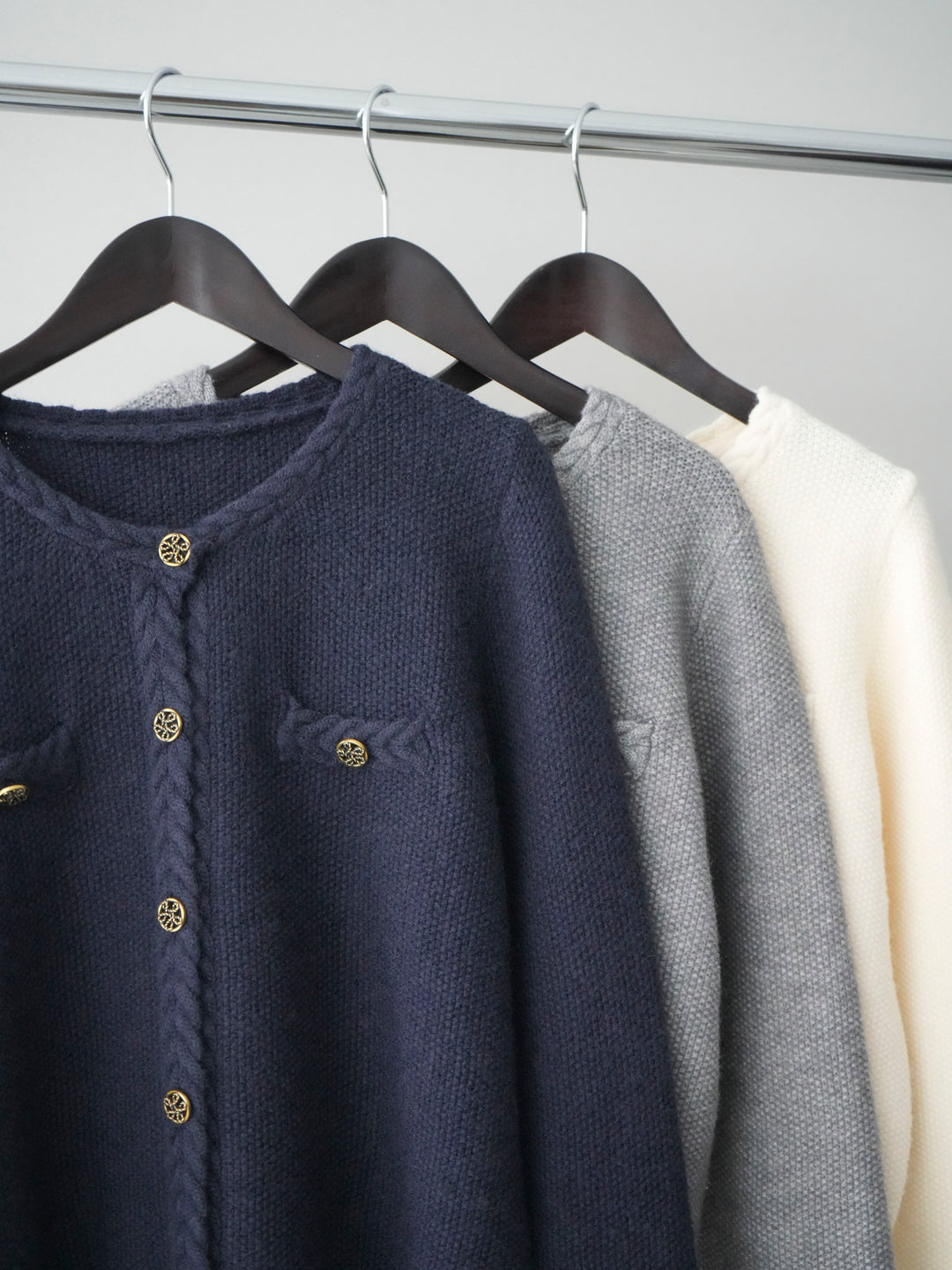 [SET]編みこみアンティークボタンニットカーディガン+チュールストライプボリュームスカート(2set)