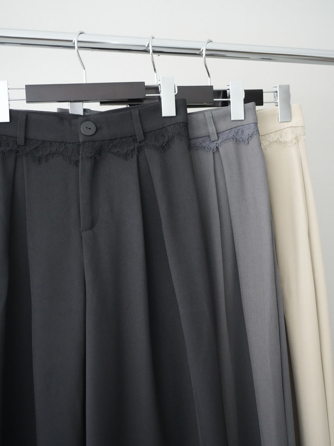 [SET]ポリエステル配色ニットカーディガン+ウエストレースタックワイドパンツ(2set)