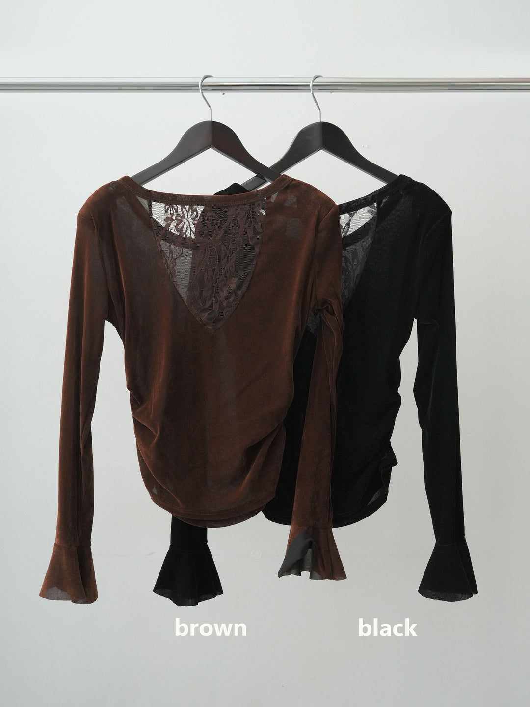 【套裝】仿皮蝙蝠袖上衣+露背蕾絲絨上衣（兩件套裝）
