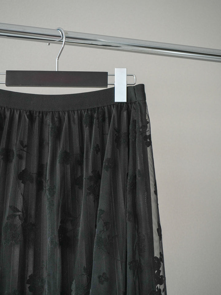 [SET]キャンディースリーブカラーネップスパンコールニットプルオーバー+フラワーフロッキーチュールプリーツスカート(2set)