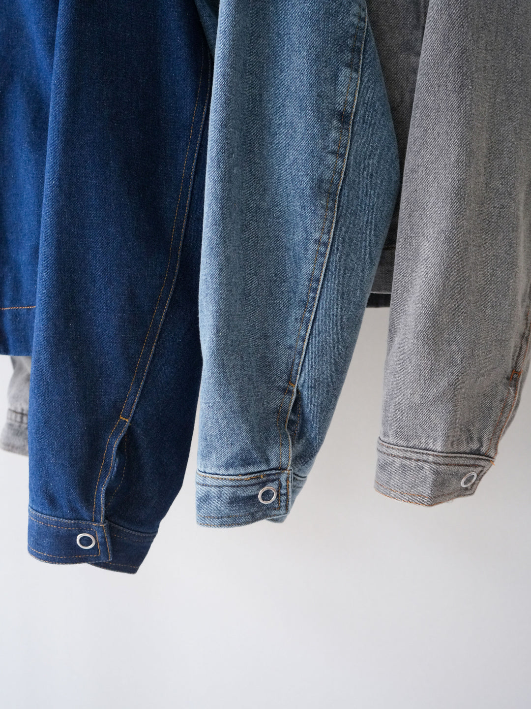 [SET]ラウンドカットコンパクトデニムジャケット+ドッグコンパクトTEE(2set)