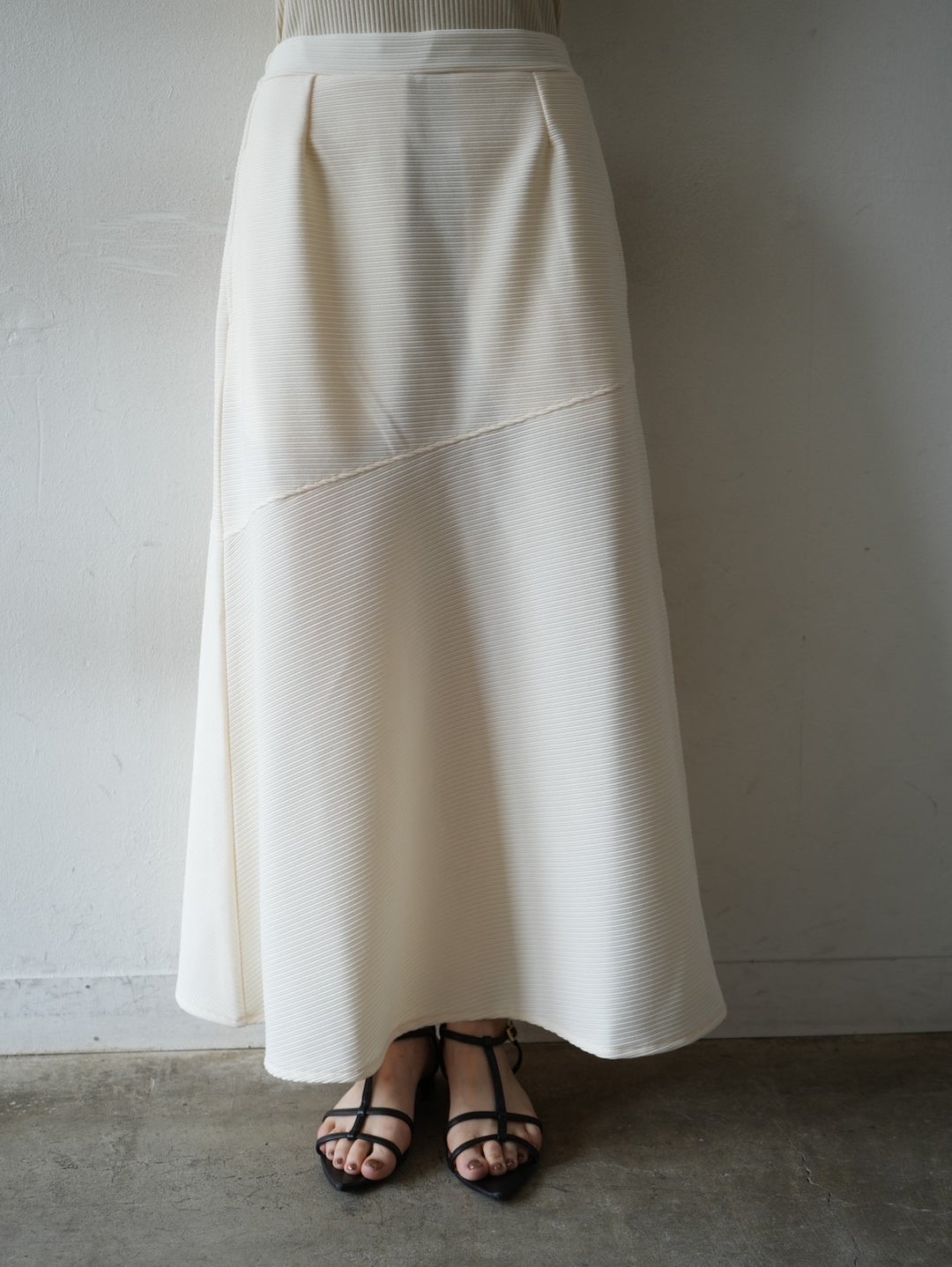 Stretch design flare skirt/ivory