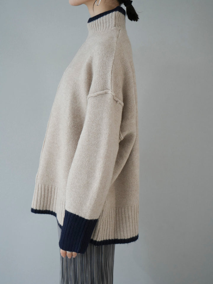 [Pre-order] Color-coordinated high-neck knit pullover/beige