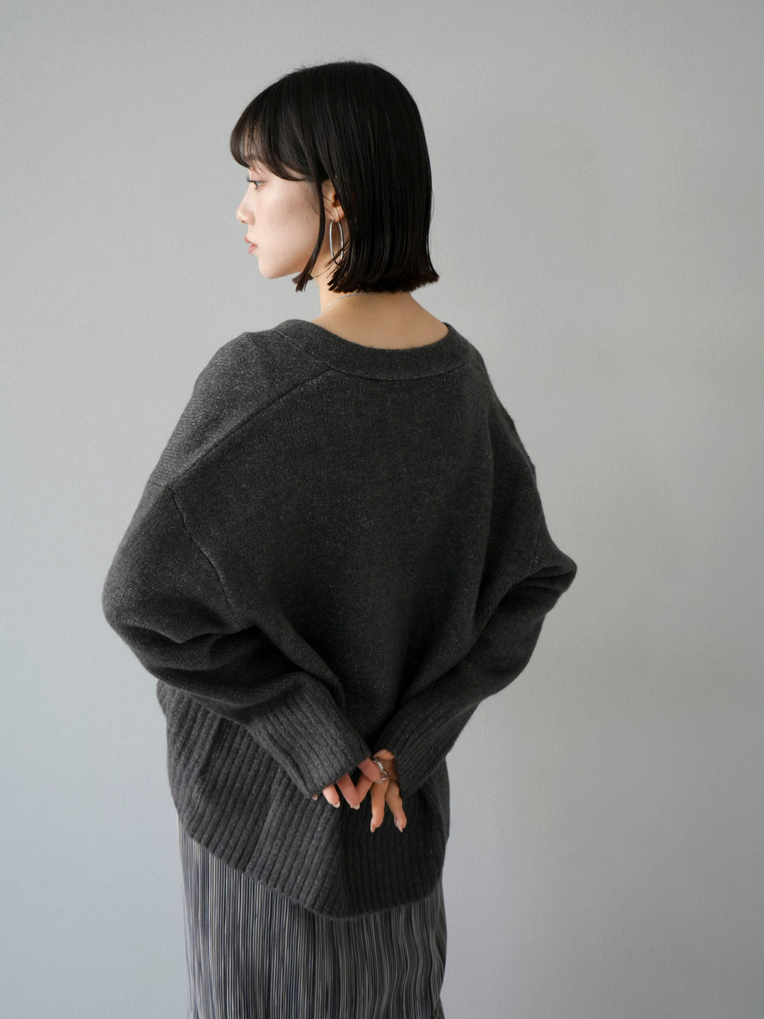 【預訂】寬鬆設計羅紋針織開襟衫/炭灰色