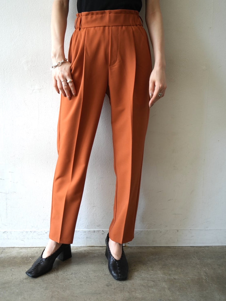 【預訂】輕鬆錐形褲/深橙色