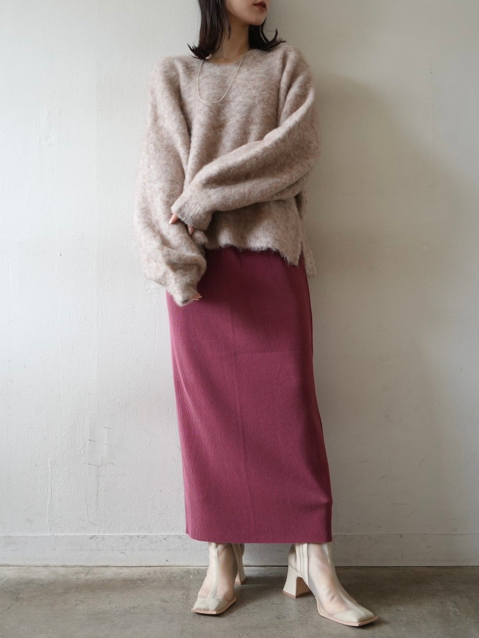 [Pre-order] I-line pleated skirt/dusty pink