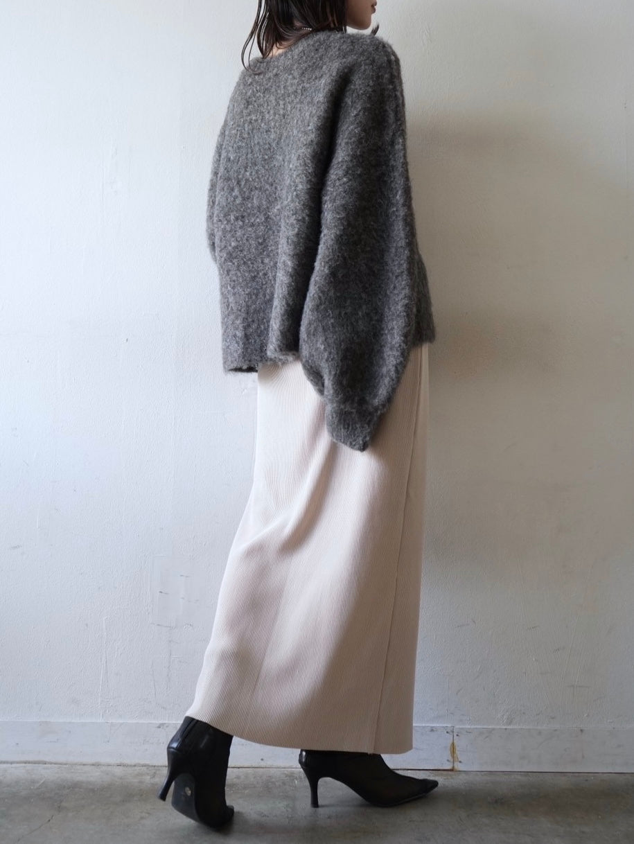 [Pre-order] I-line pleated skirt/ecru