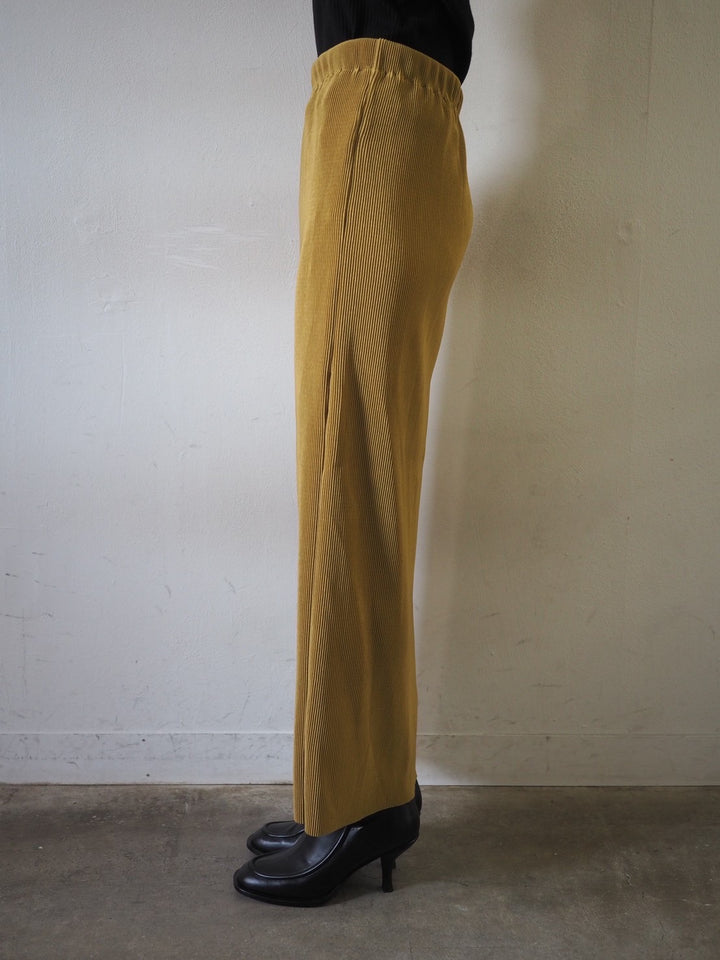 [Pre-order] I-line pleated skirt/mustard