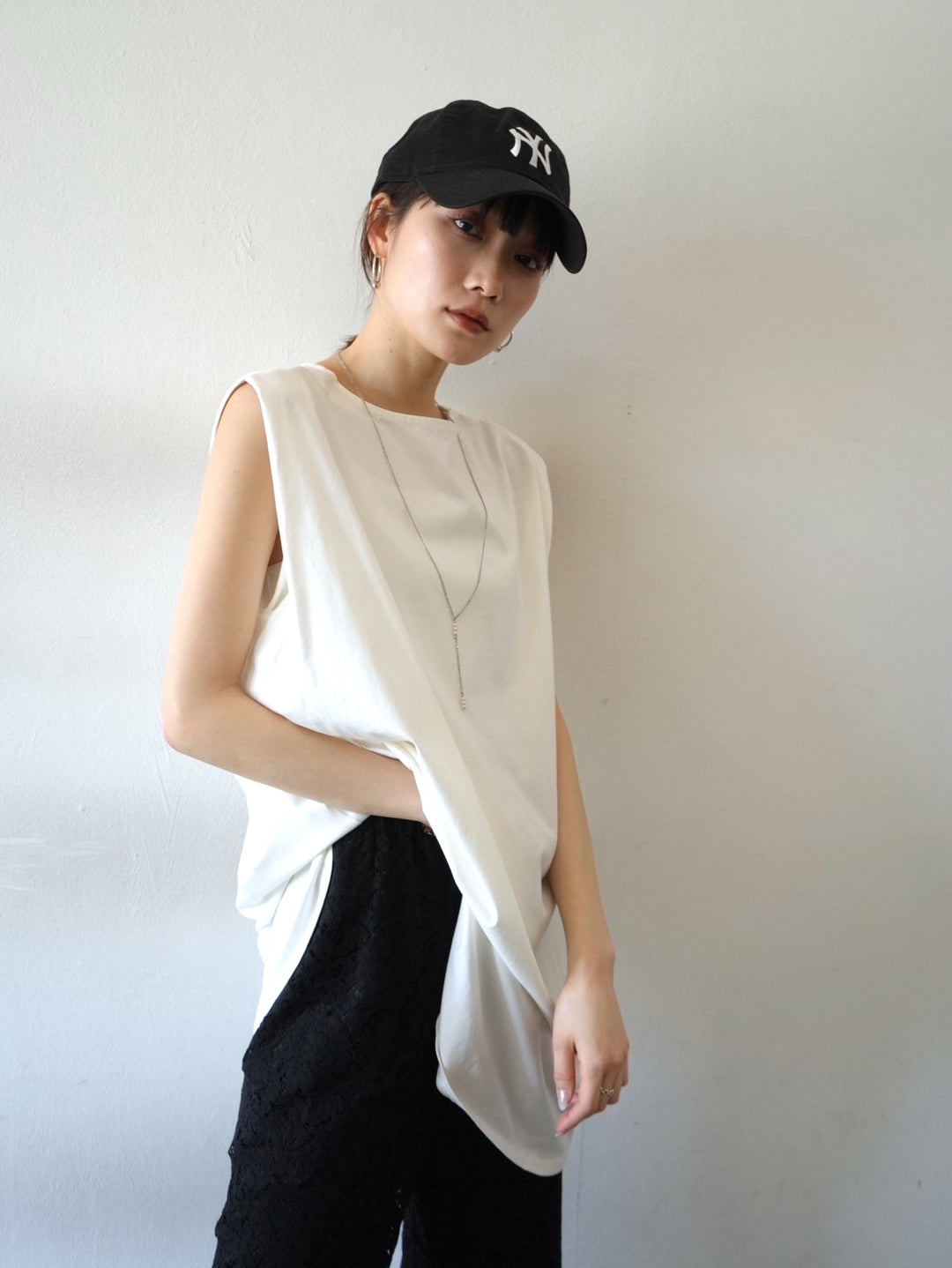 [Pre-order] Box Sleeve Round Hem Tops/Off