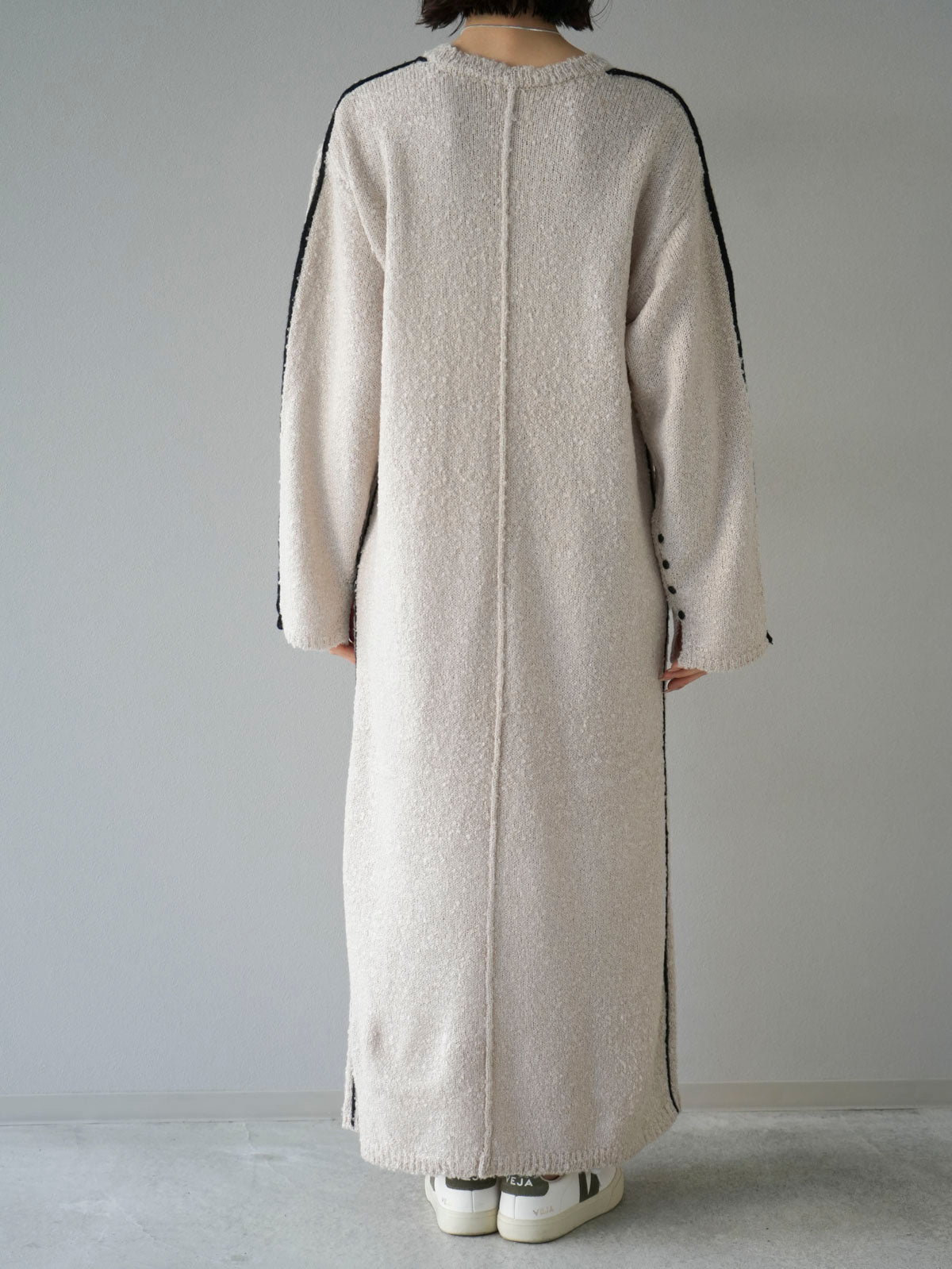 予約]ブークレ配色ラインニットワンピース/ベージュ – Lumier