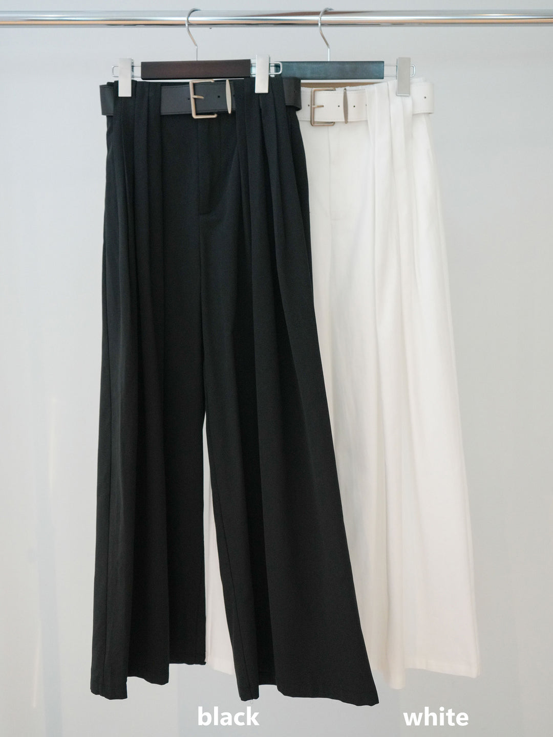 【套裝】花卉刺繡燈籠無袖襯衫+腰帶設計環扣闊腿褲（兩件套）