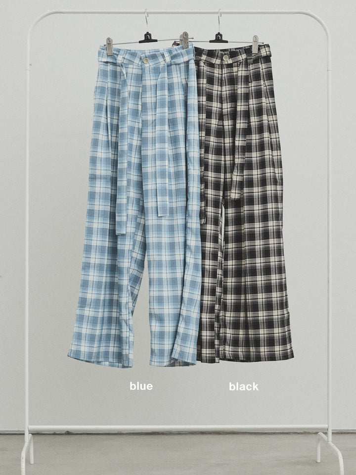 [SET] 蕾絲下擺吊帶迷你洋裝 + 格紋寬褲 (2 件套)