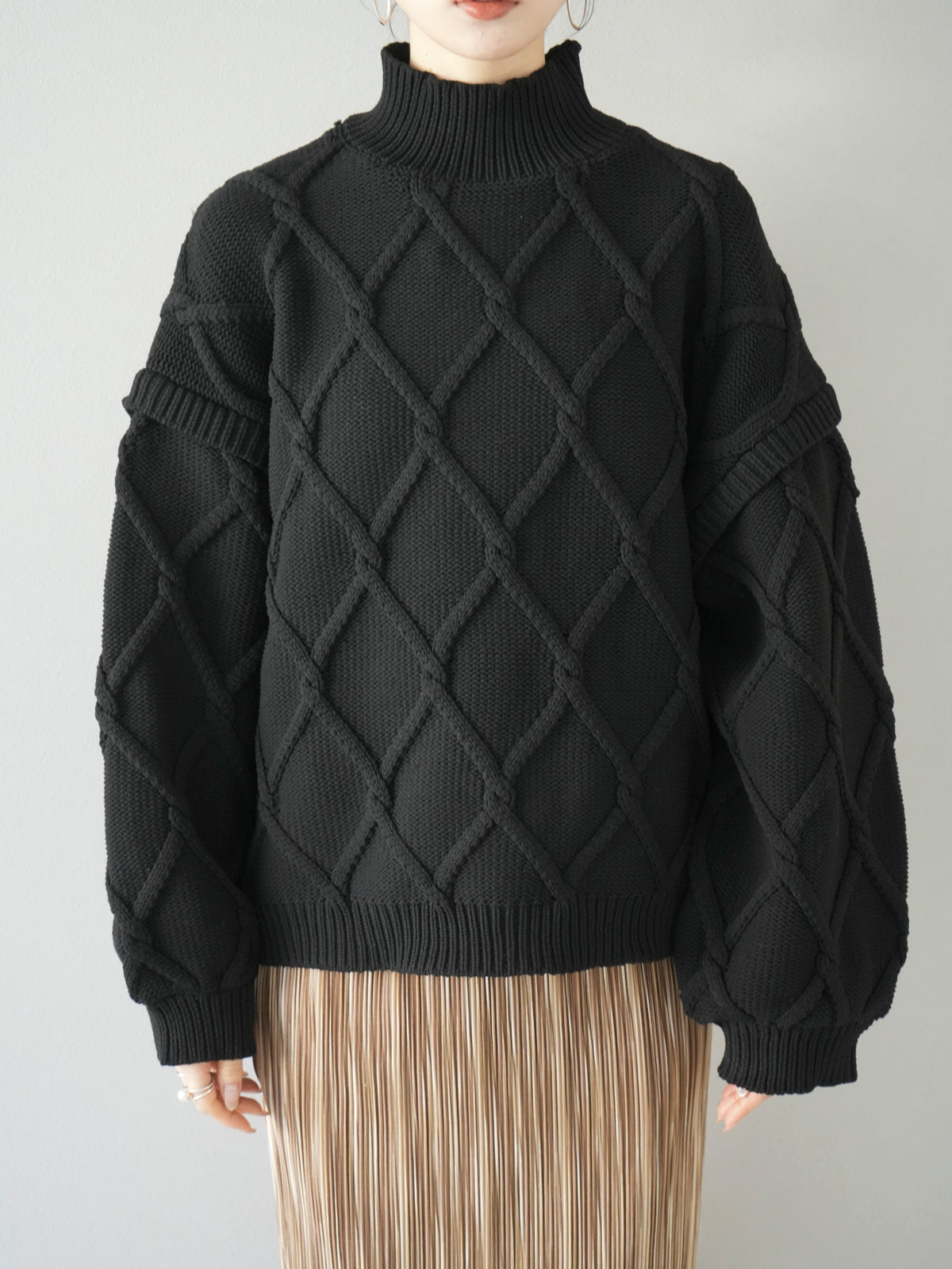 [Pre-order] Cable polyester high neck knit pullover/black