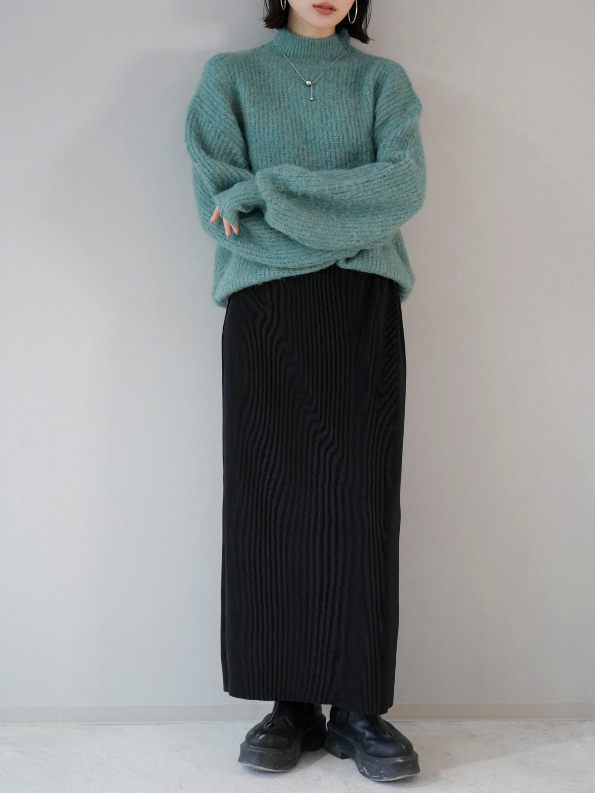 予約]フィンガーホールミックスヤーンモヘアタッチニットプルオーバー