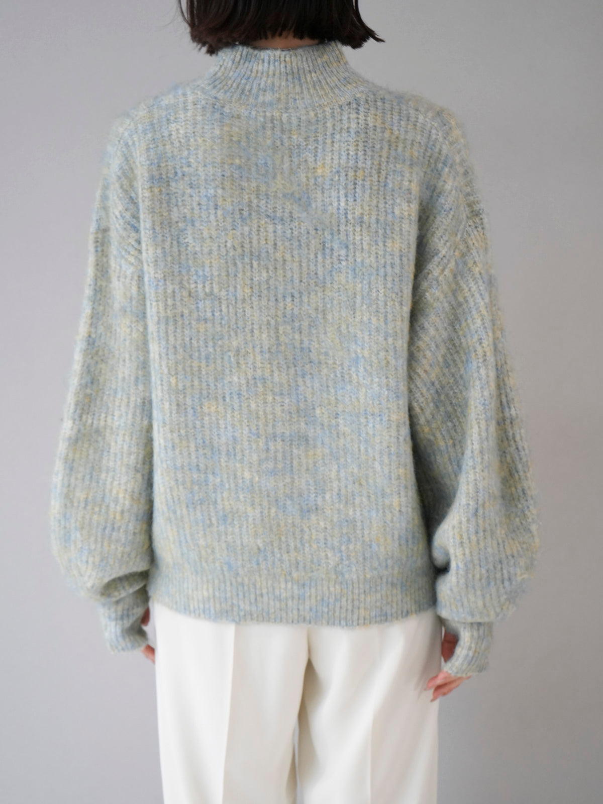 予約]フィンガーホールミックスヤーンモヘアタッチニットプルオーバー