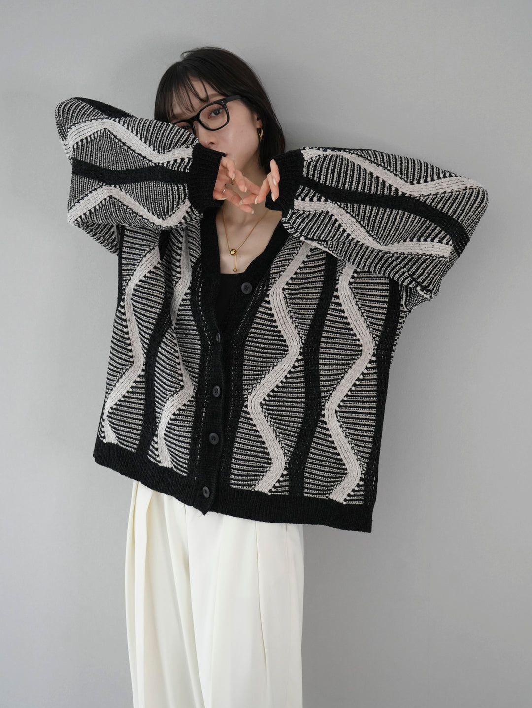 [Pre-order] Wave Design Mall Knit Cardigan/Black