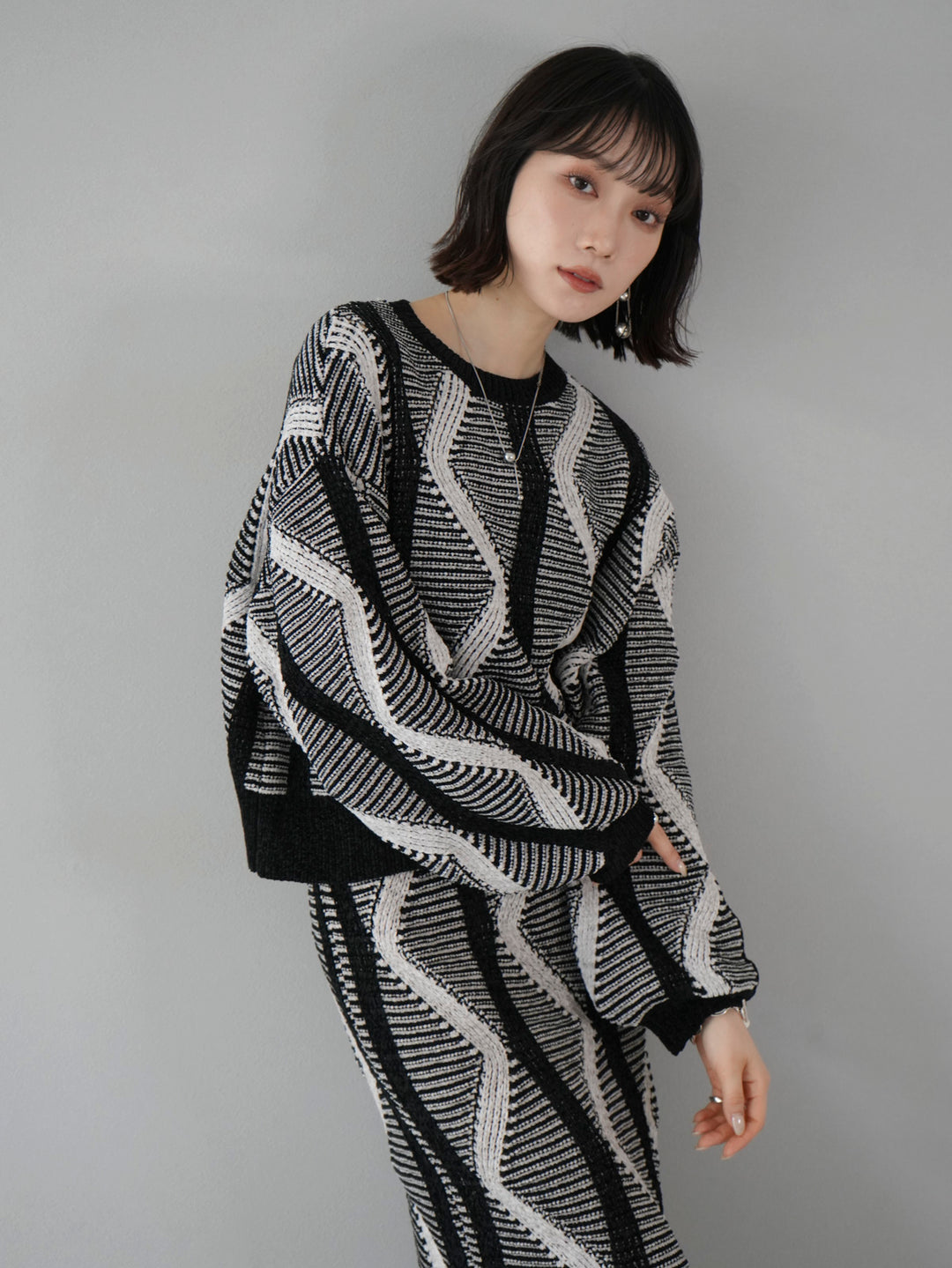 [Pre-order] Wave design mall knit pullover/black