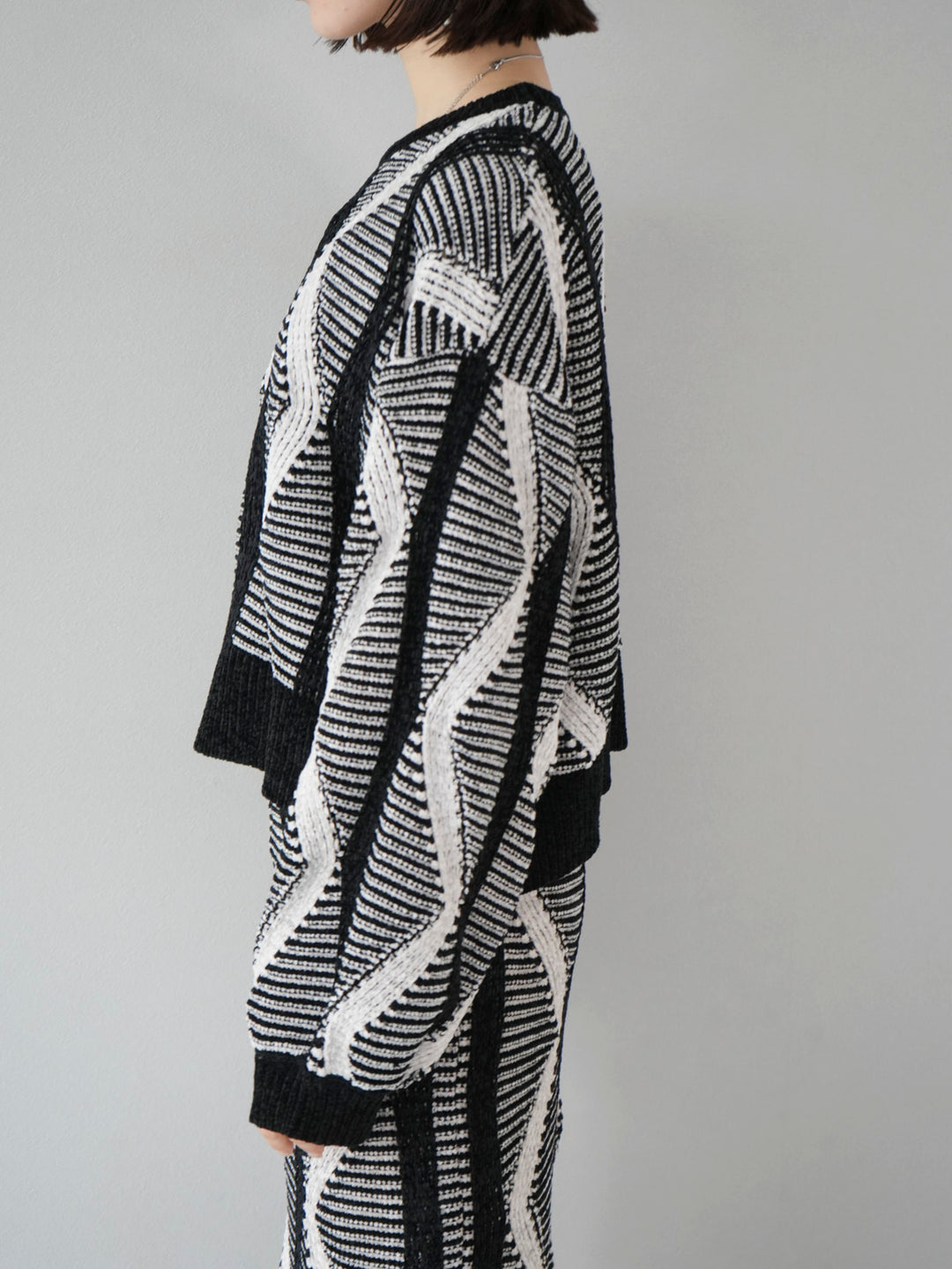 [Pre-order] Wave design mall knit pullover/black