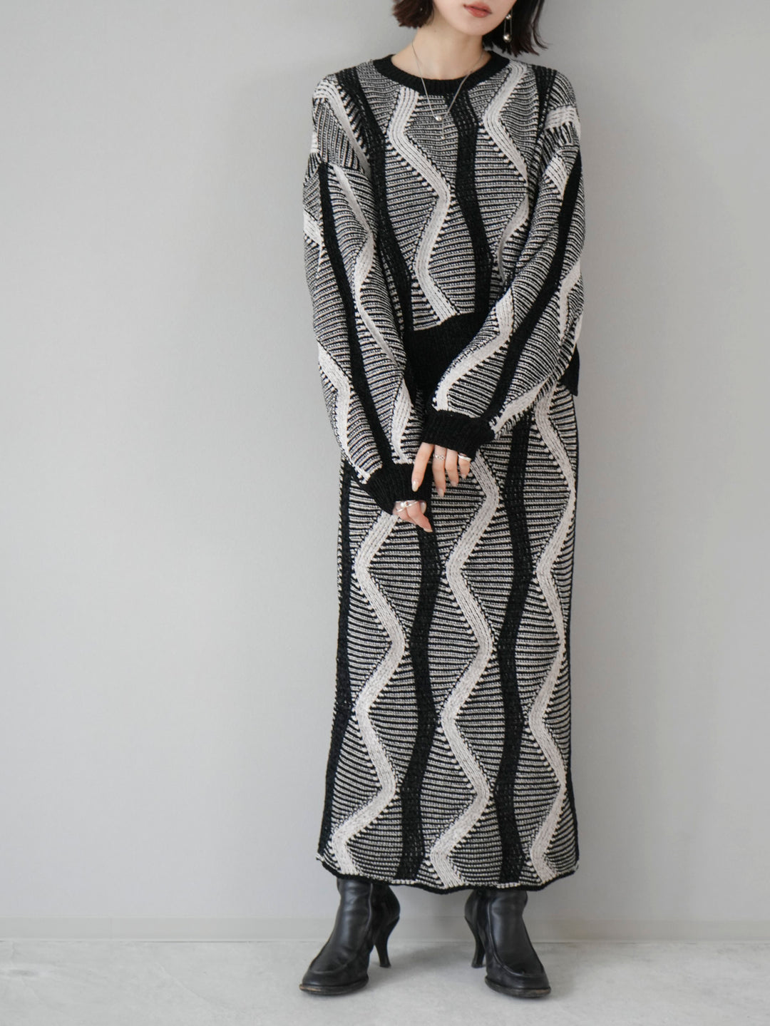 [Pre-order] Wave Design Mall Knit Skirt/Black
