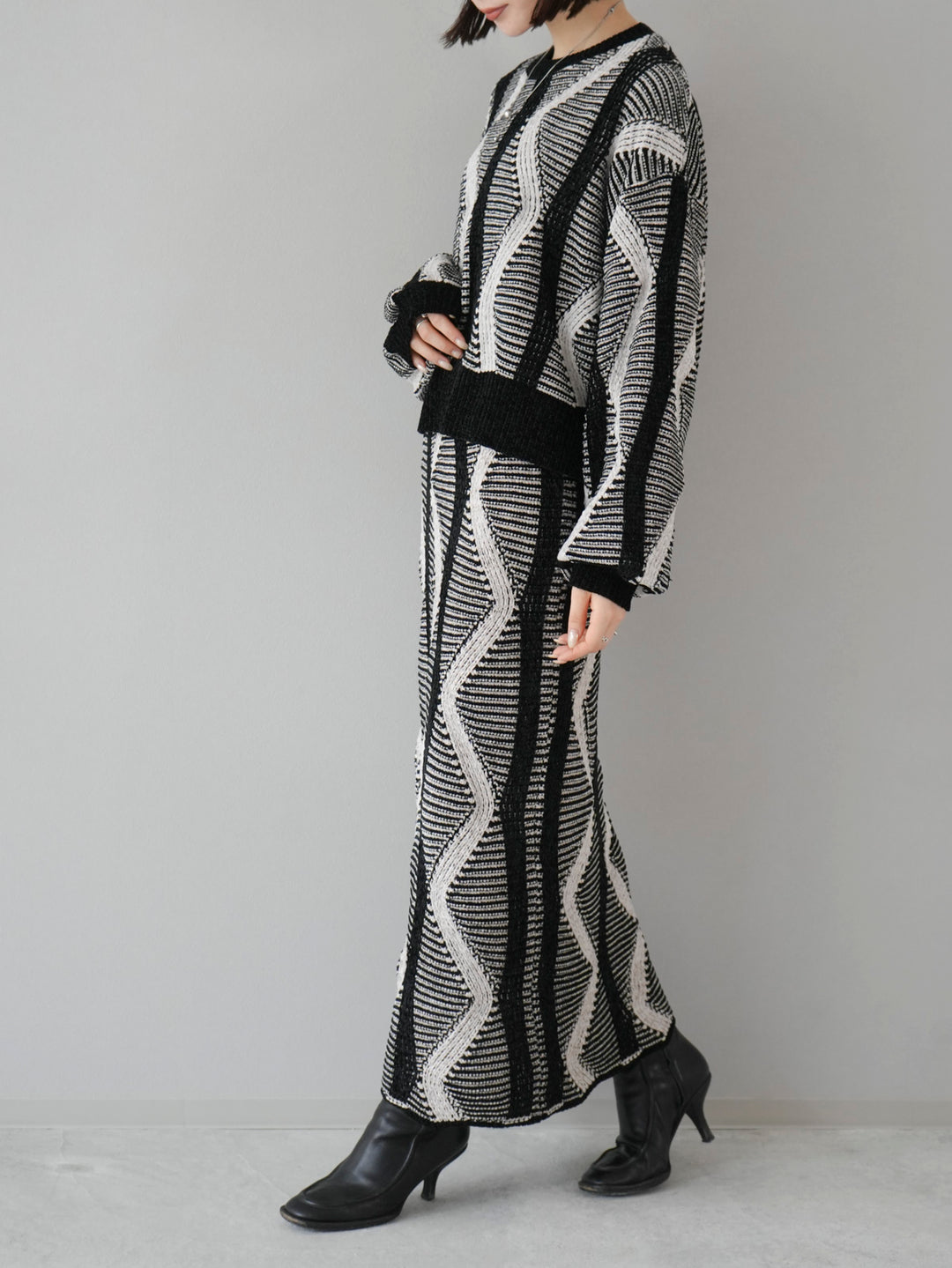 [Pre-order] Wave Design Mall Knit Skirt/Black