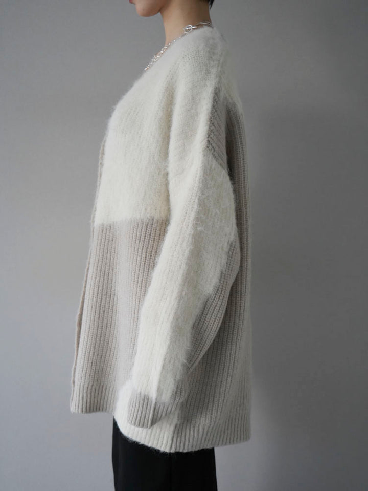 [Pre-order] Bicolor knit cardigan made from different materials/Ivory