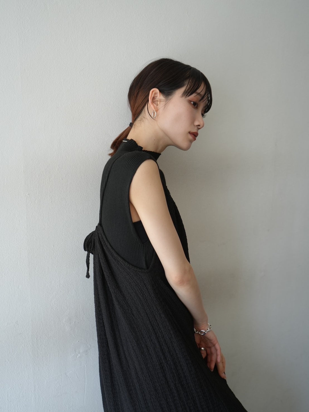 [Pre-order] Willow Stretch Cami Dress/Black