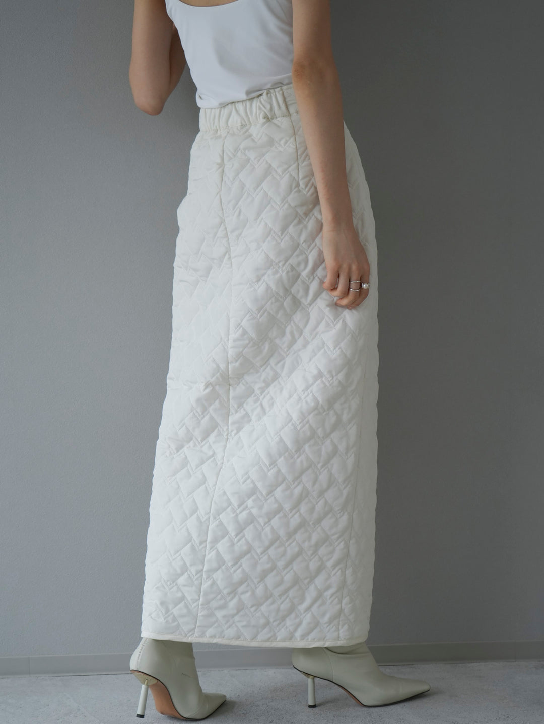 [Pre-order] Quilted Zip Skirt/Ivory