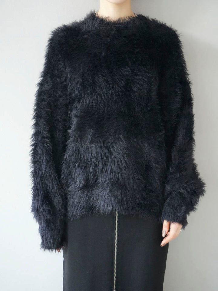 【預訂】小頸捲袖毛茸茸針織/黑色