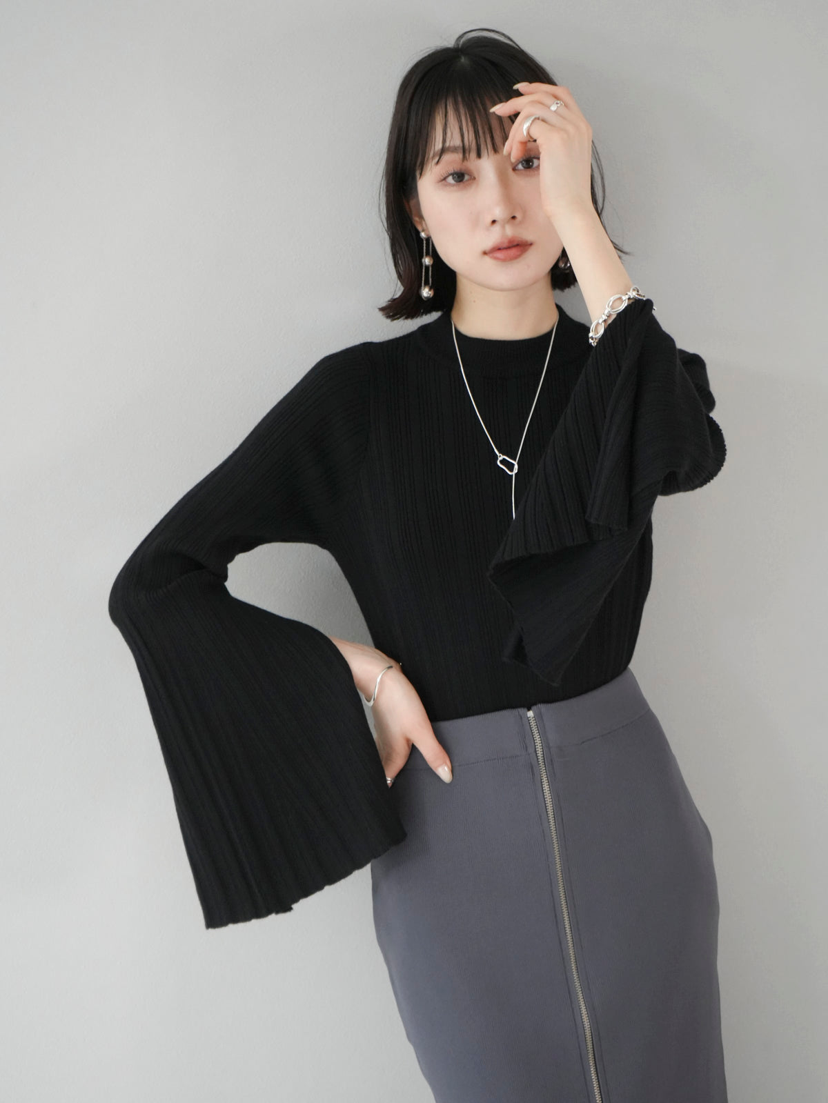 Pre-order] Front zip knit tight skirt/charcoal – Lumier